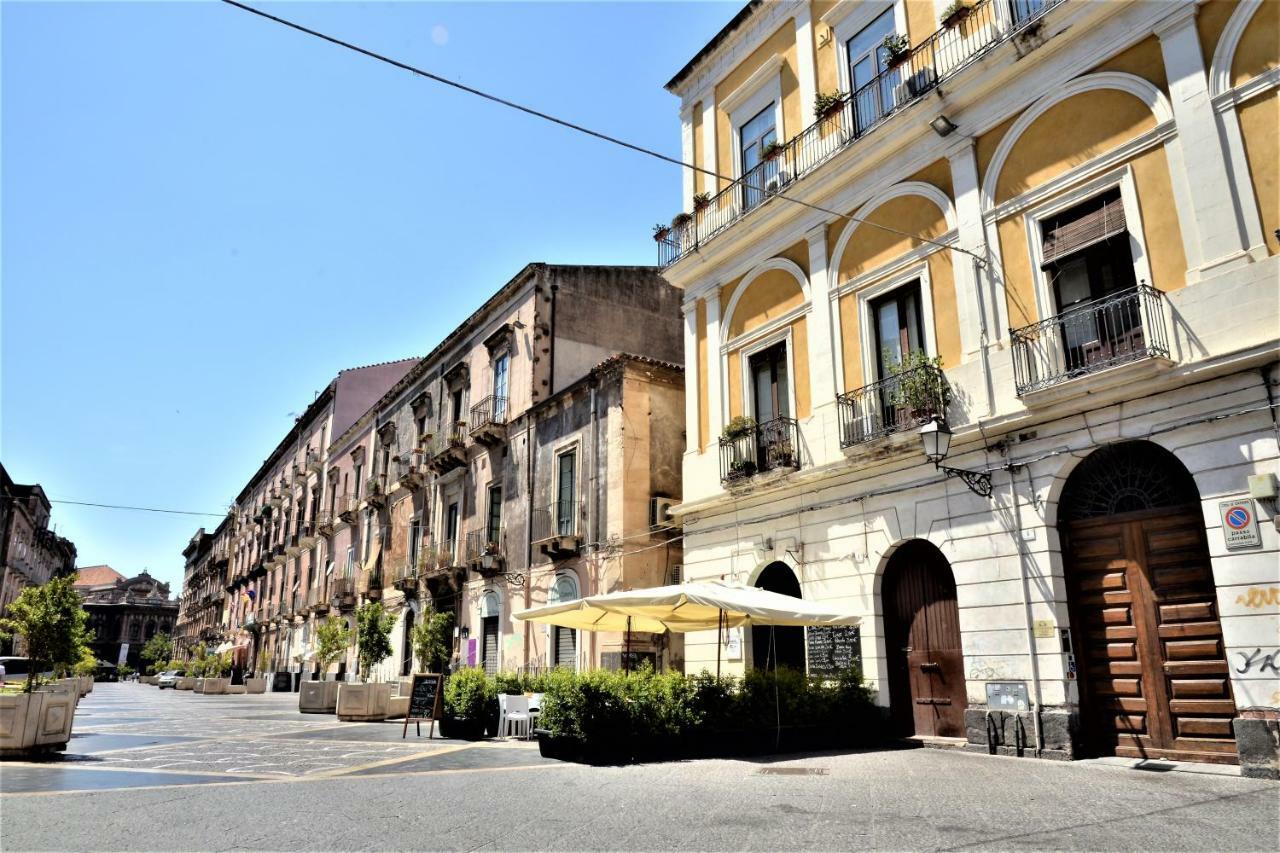 B&B Al Teatro Massimo CTA Exterior foto